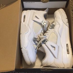 Air Jordan 4 Retro White